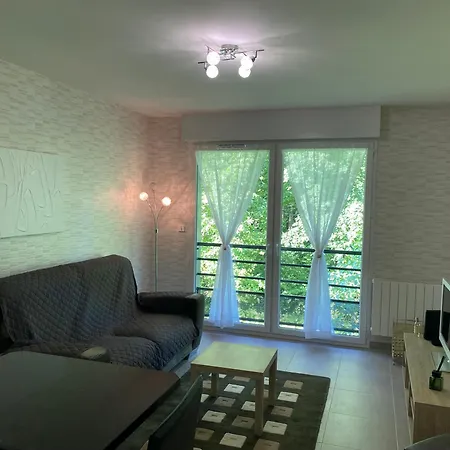 Apartamento Proche Et Cnpe *